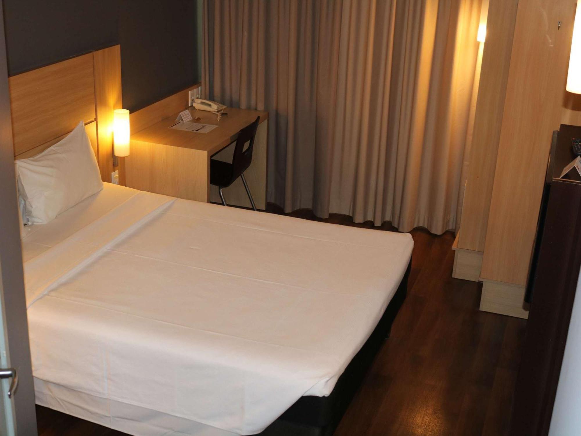 Ibis Rio Vermelho Hotel