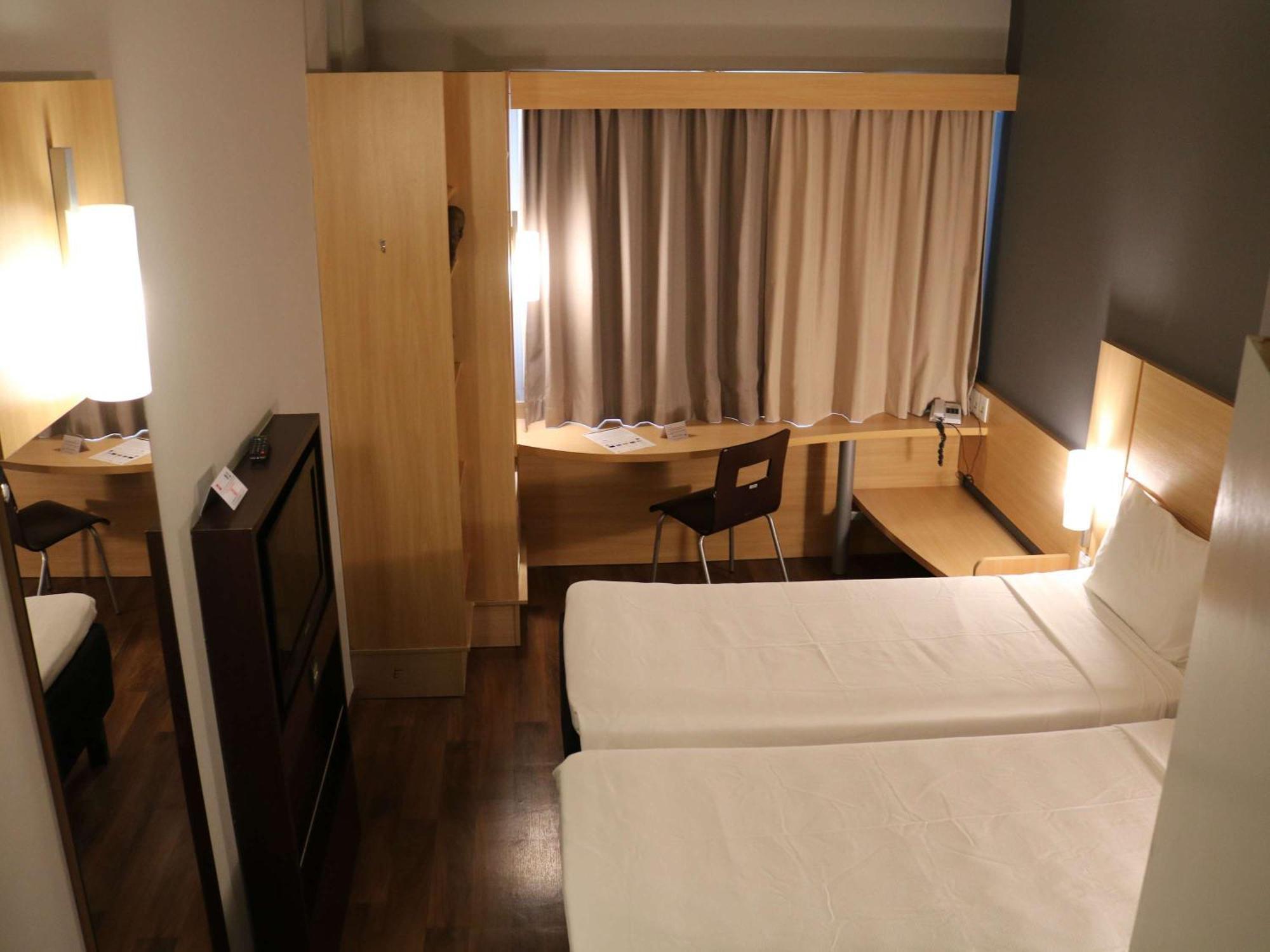 Ibis Rio Vermelho Hotel 3*