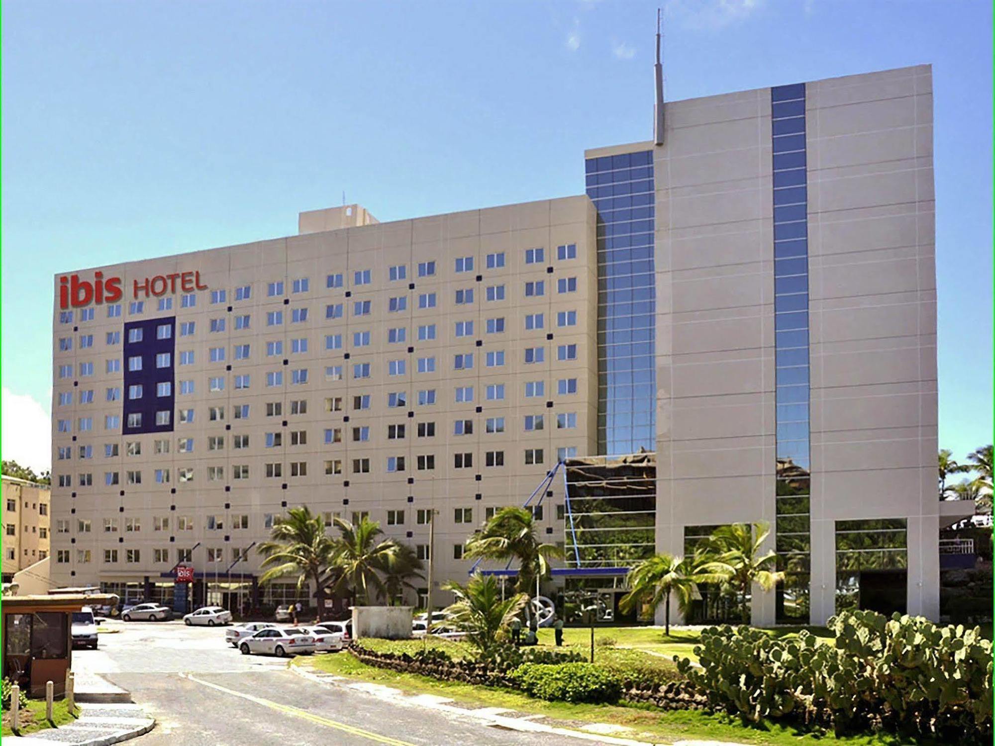 Ibis Rio Vermelho Hotel 3*